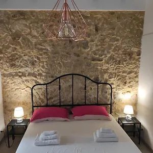 https://il-ronco-di-archimede.sicilyhotelsitaly.net