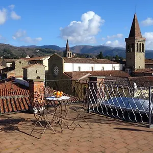 https://torre-medioevale-duguccione.it-tuscanyhotel.com